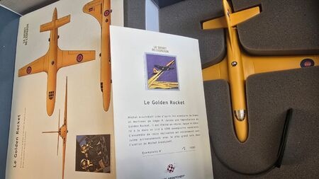 avion_golden_rockett_jaune_aroutcheff_1578647257