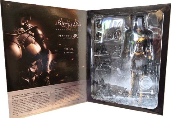 batgirl_play-arts-kai_square-enix_batman_4-