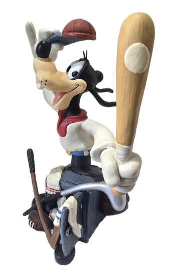 goofy_dingo_disney_showcase_baseball2