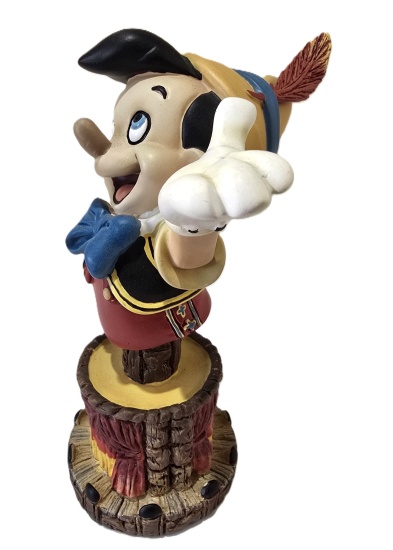 pinocchio-buste-4038502-disney-showcase2