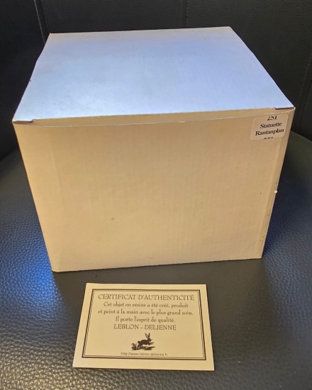 rantanplan-leblon-delienne-251-boite-vide_1-peg