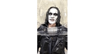 crow_draven_hottoys2
