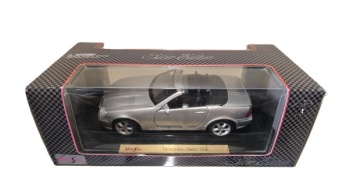 mercedes-benz_slk_maisto-_1