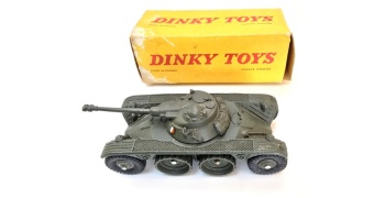 panhard_blinde_reconnaissance_dinkytoys_80a_1